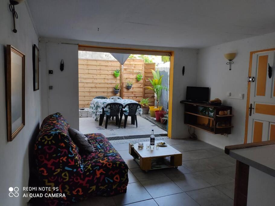 Guest House Bien-Etre Creole แซนต์-อาน ภายนอก รูปภาพ